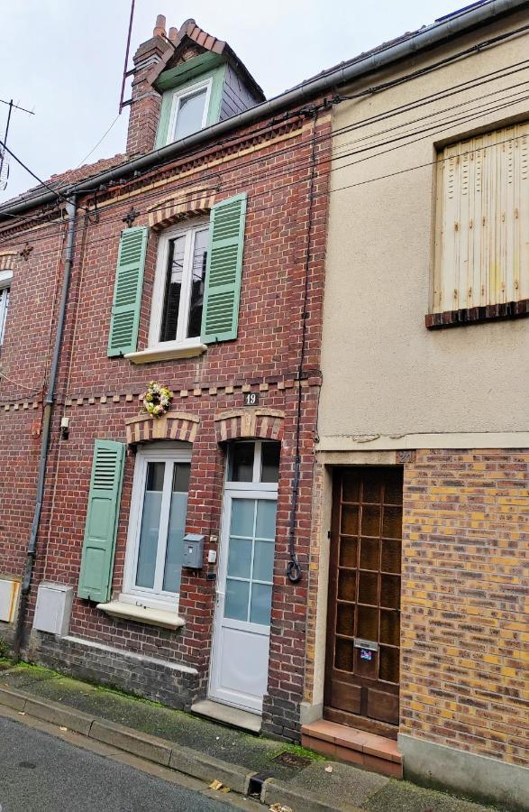 La Petite Maison Beauvais Exteriör bild